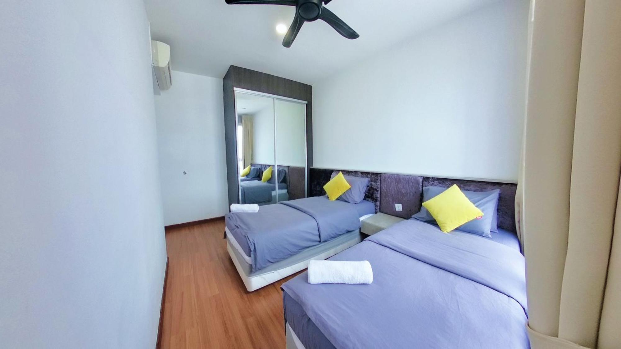 9Pax 2R2B Family Suite, I-City, I-Suite, Hyde, Beside Theme Park, Wifi 50-55" Smart Tv Shah Alam Ngoại thất bức ảnh